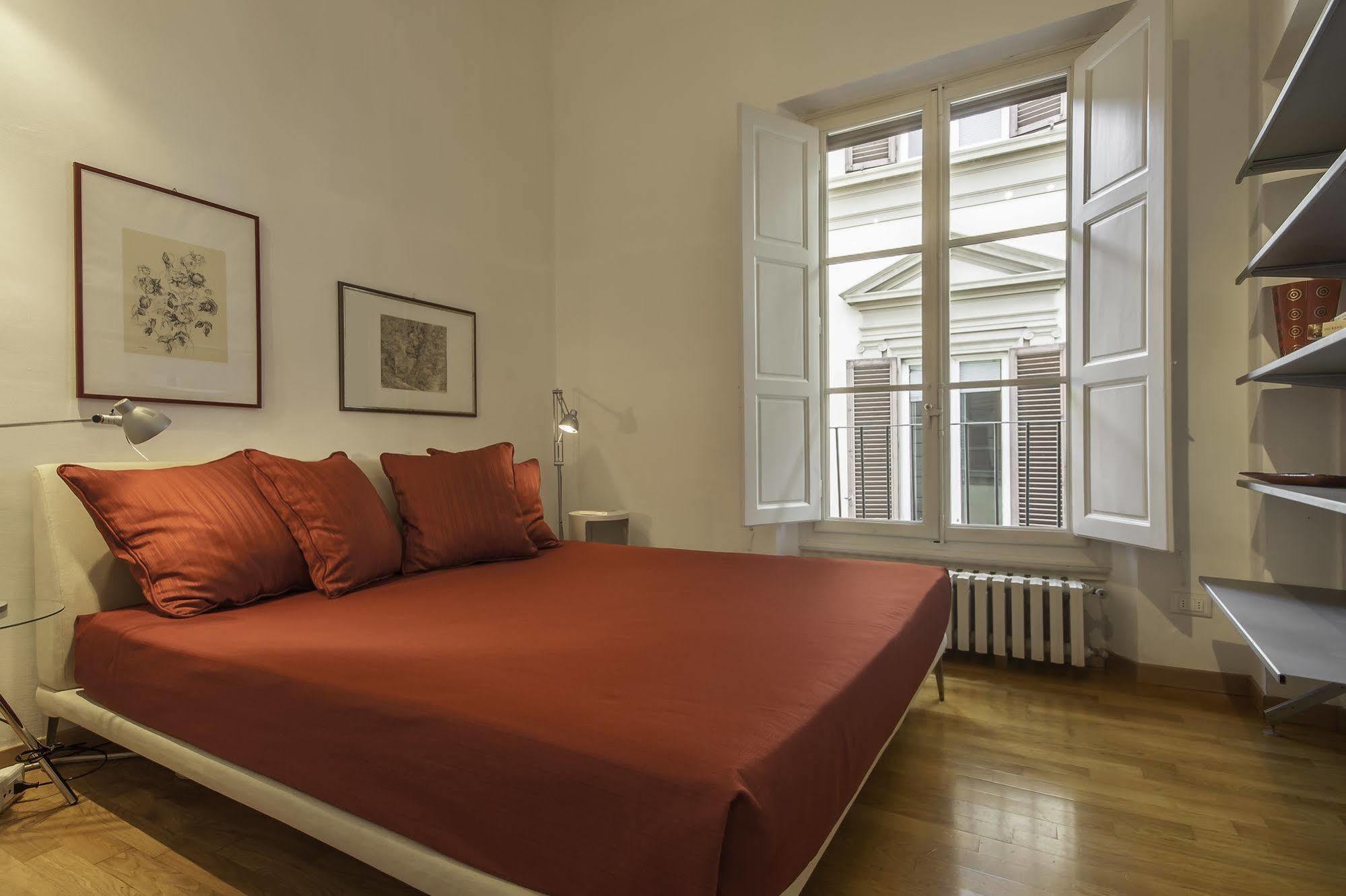 Apartments Florence - In Duomo Εξωτερικό φωτογραφία