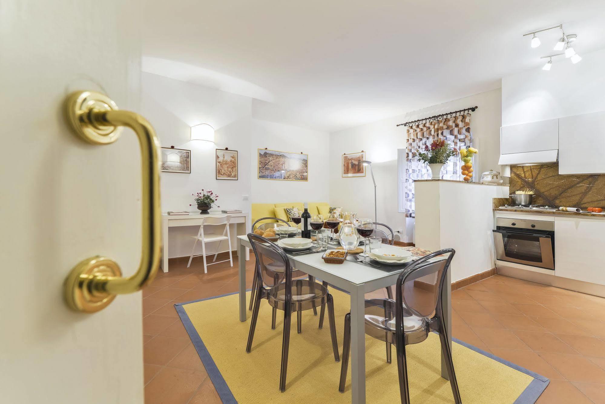 Apartments Florence - In Duomo Εξωτερικό φωτογραφία